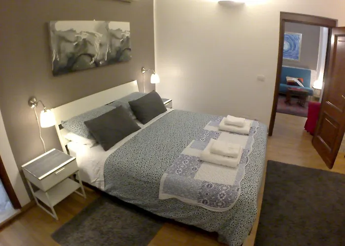 Lilium House Apts